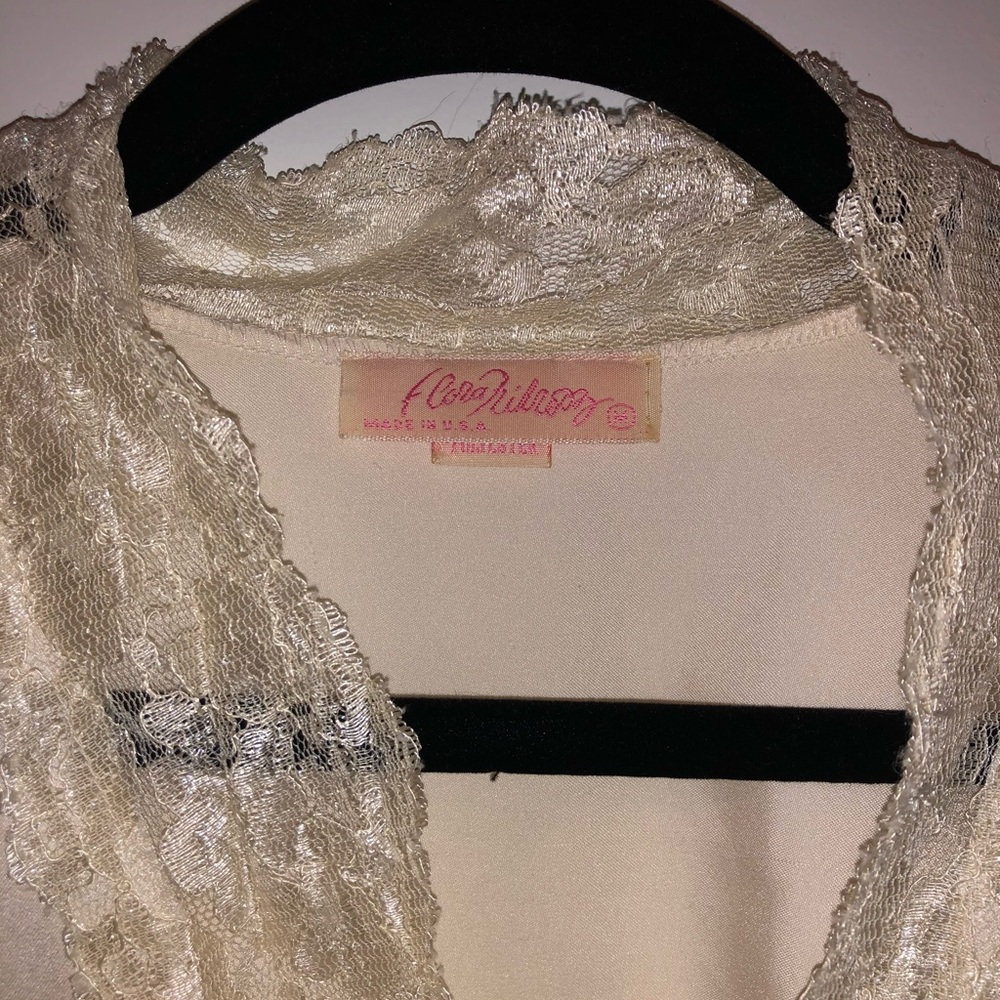 Vintage Silk Robe - Picture 3 of 4